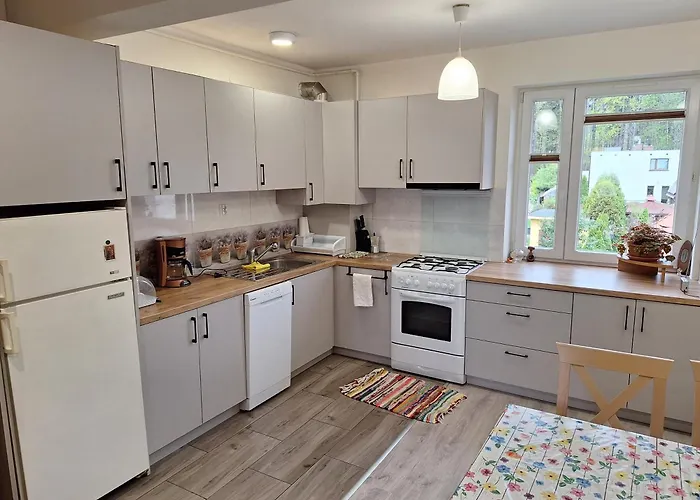 Pod Chelmcem Apartment Walbrzych